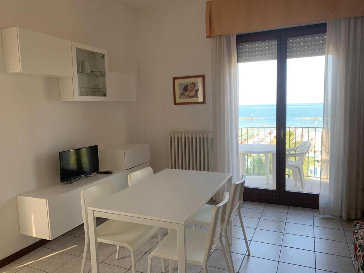 Il Lauro Aparthotel San Benedetto del Tronto Luaran gambar