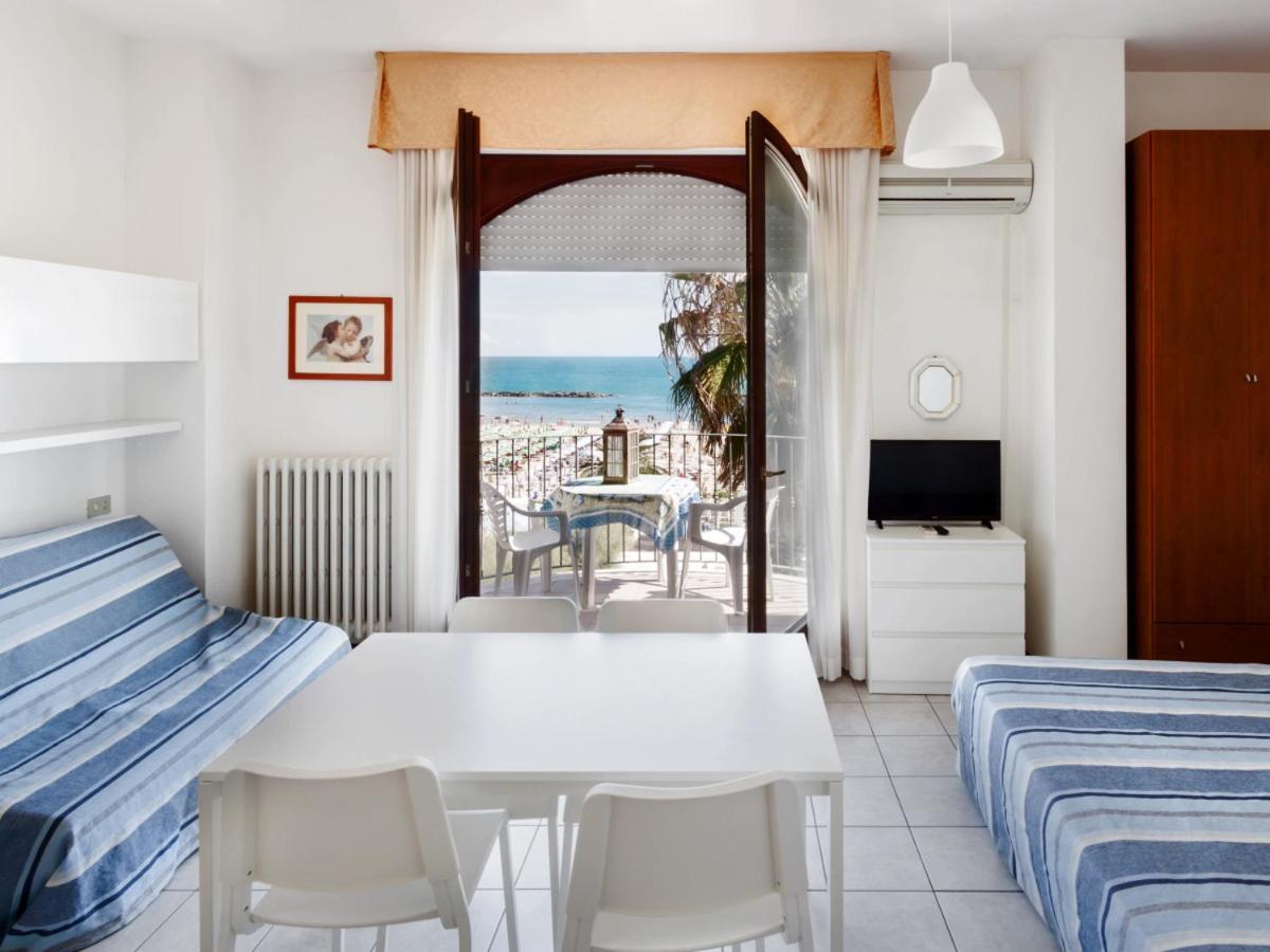 Il Lauro Aparthotel San Benedetto del Tronto Luaran gambar