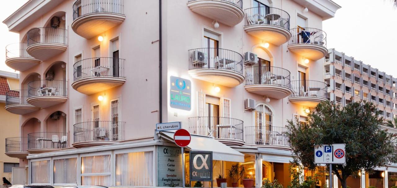 Il Lauro Aparthotel San Benedetto del Tronto Luaran gambar