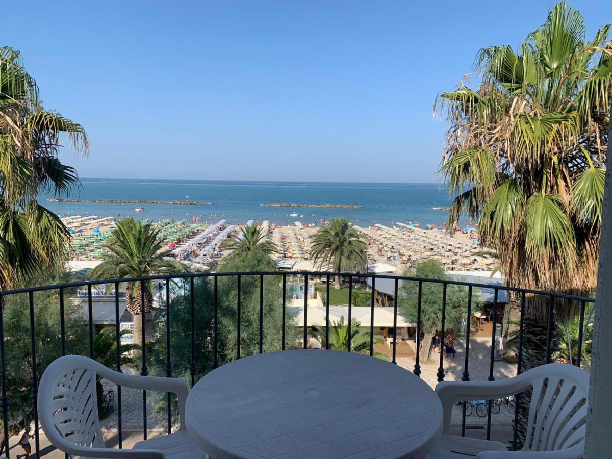Il Lauro Aparthotel San Benedetto del Tronto Luaran gambar