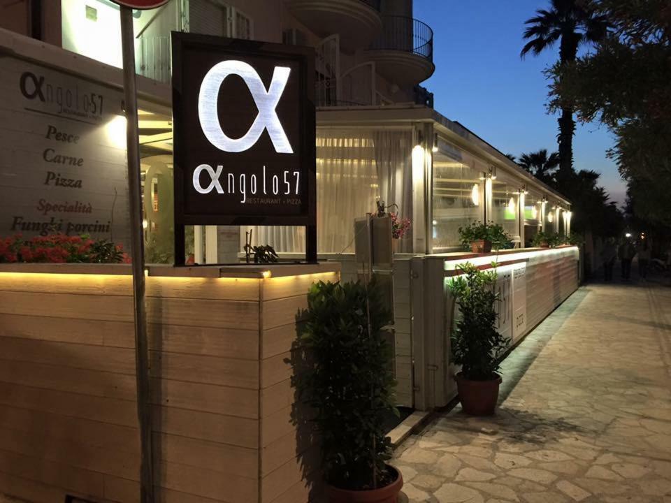 Il Lauro Aparthotel San Benedetto del Tronto Luaran gambar